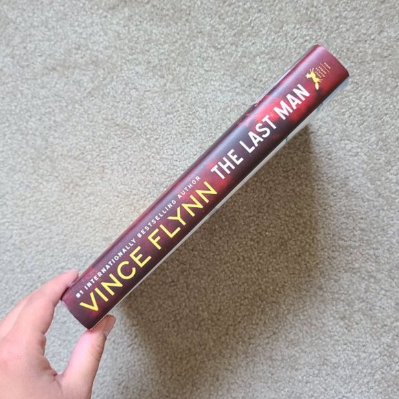 4/$25 The Last Man: A Novel by Vince Flynn - Hardcover - Picture 3 of 5